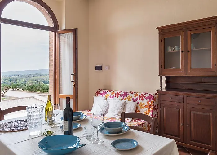 Tenuta Di Valmora Κατάλυμα σε φάρμα *