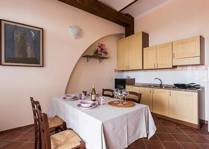 Tenuta Di Valmora Κατάλυμα σε φάρμα *